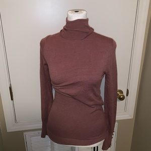 Long sleeve turtleneck